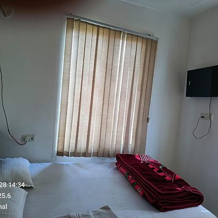 Hotel Vishal Buxar 외부 사진