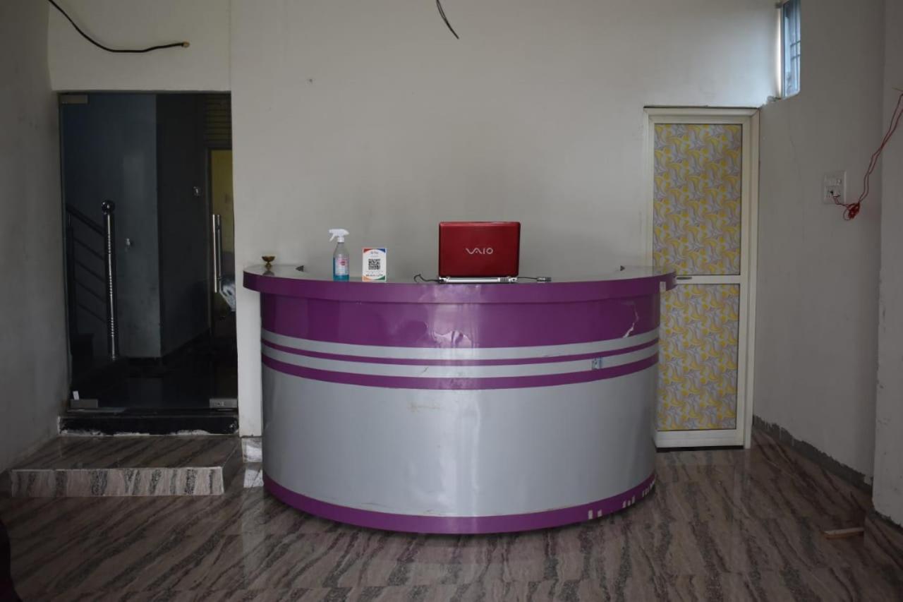 Hotel Vishal Buxar 외부 사진