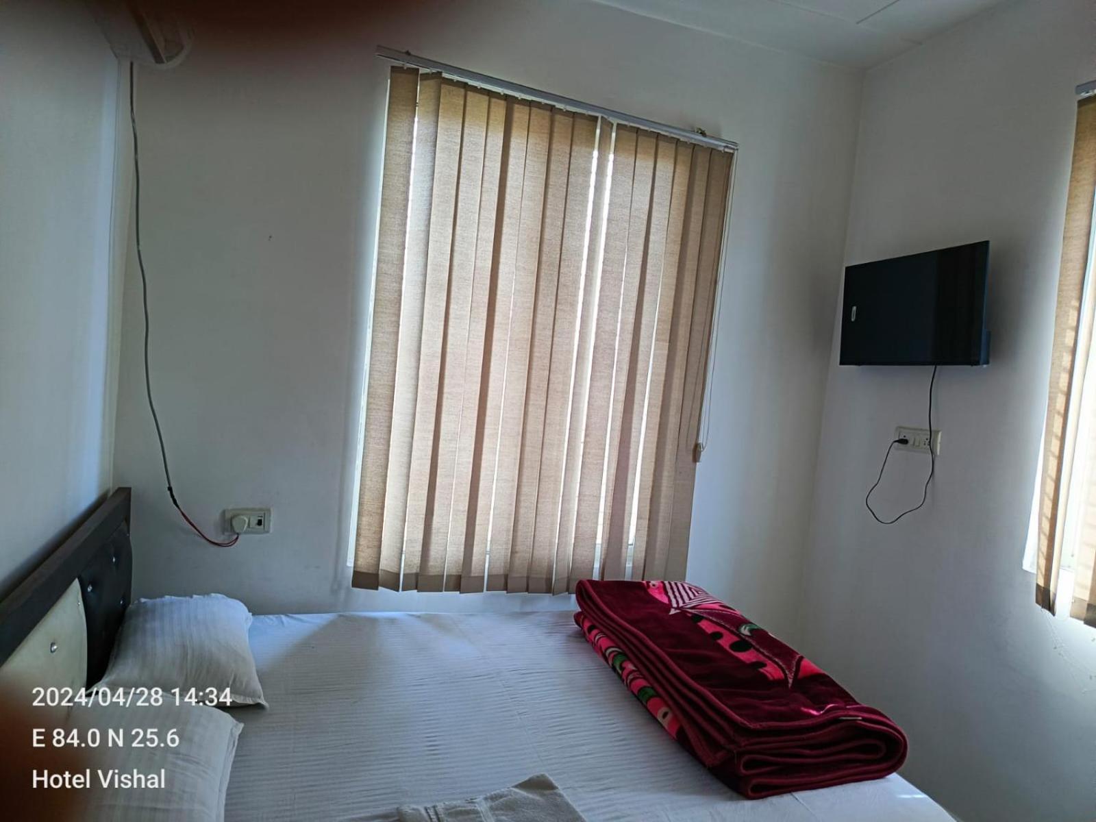 Hotel Vishal Buxar 외부 사진